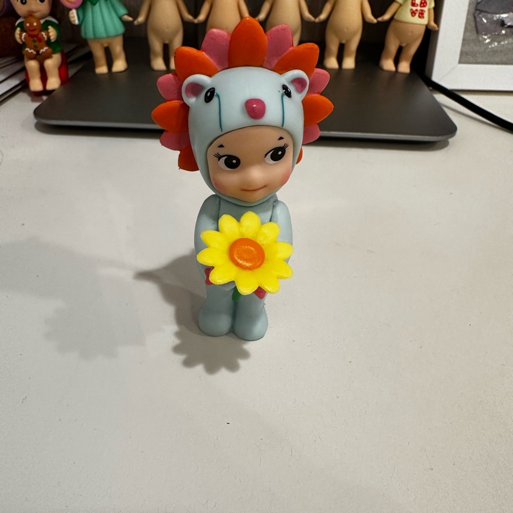Flower series sonny angel.
